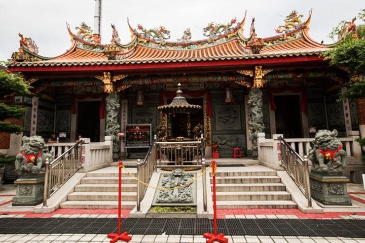 Visite privée de 3 jours à Padang: visite du centre culturel, du village et de la ville de Minangkabau