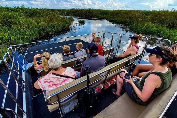 Luftbåtstur i Florida Everglades och inträde till Wild Florida med lunch som tillval