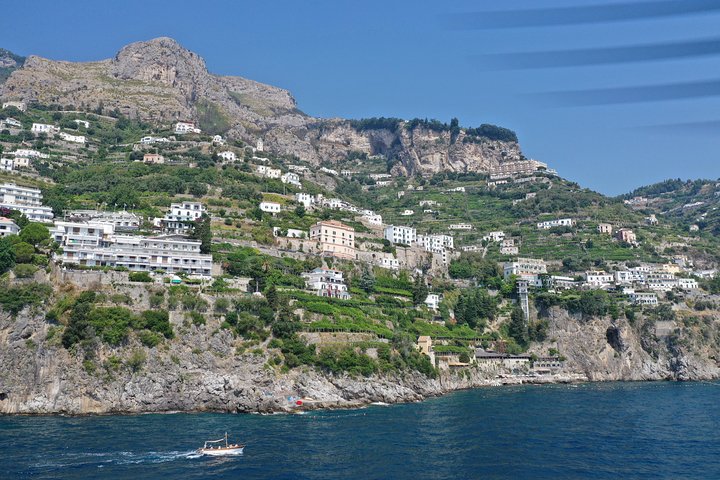 Excursion en bateau en petit groupe : Découvrez la côte amalfitaine au départ de Positano