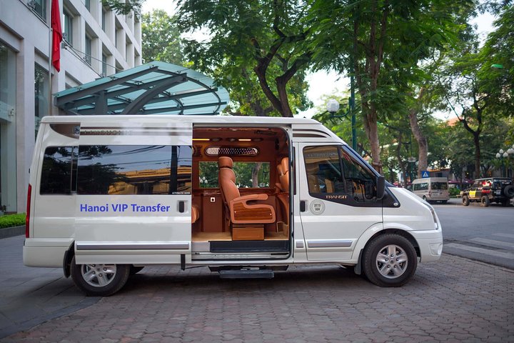 Hanoi trasferimenti privati di sola andata (da furgoni limousine di lusso)