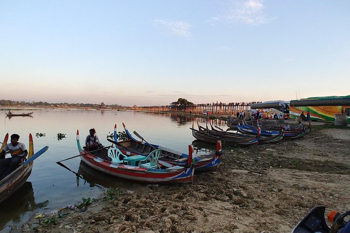 Privat tur for Amarapura, Mingun, Sagaing og Inwa (AVA)