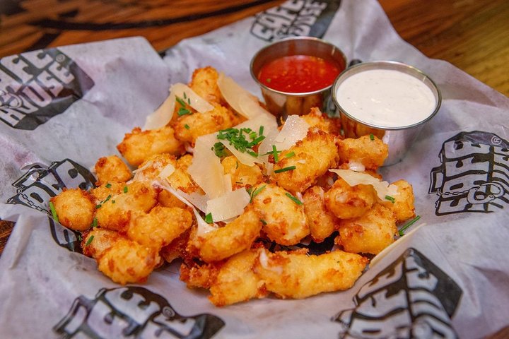 Milwaukee Food Tour com 5 favoritos locais Degustações e pratos secretos