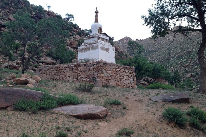 Mini Gobi and the ancient capital Kharkhorin - 4 days
