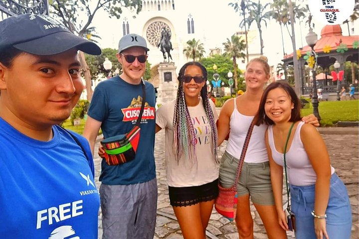 Experiência Privada em Guayaquil - City Tour para Idosos