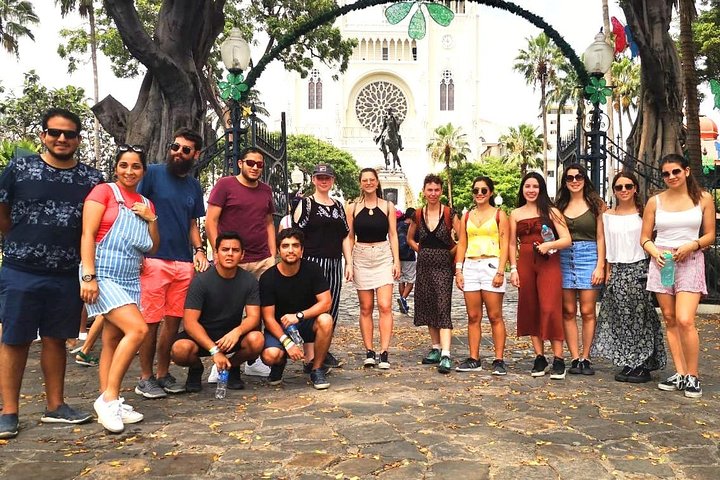 Experiência Privada em Guayaquil - City Tour para Idosos