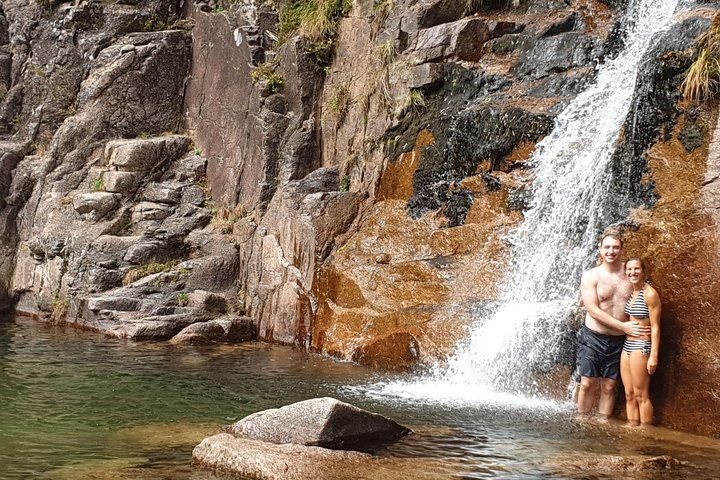 Gerês Natura, cascate, pranzo gustoso!Piccolo gruppo, offerta Bottiglia di vino