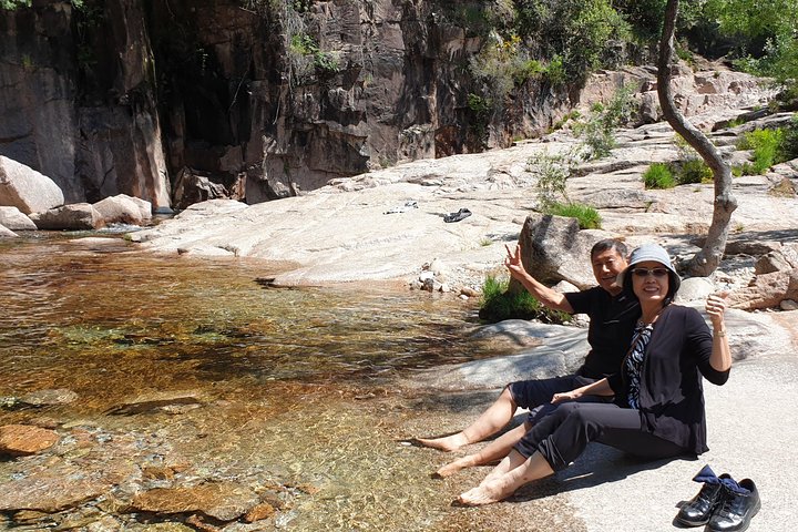 Gerês Natura, cascate, pranzo gustoso!Piccolo gruppo, offerta Bottiglia di vino