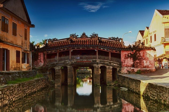 Basket Boat Tour, Hoi An-stad, boottocht en lantaarnuitgave