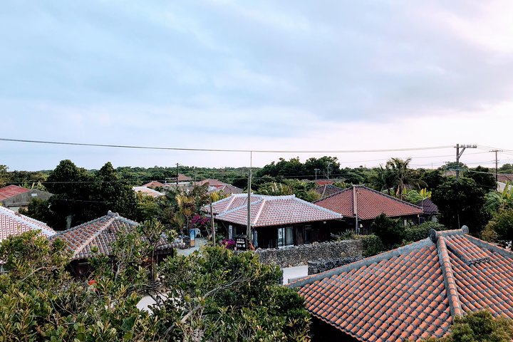 Excursão a pé pela ilha de Taketomi com guia da ilha