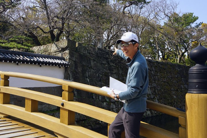 Excursão a pé pela cidade do castelo de Wakayama