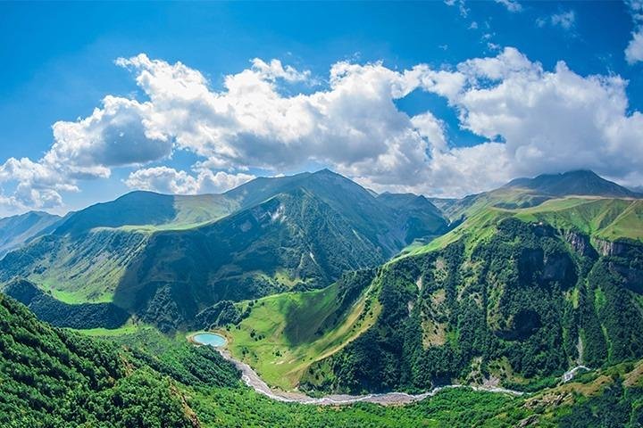 Kazbegi Private Day Tour from Tbilisi - Gergeti Trinity & Gudauri