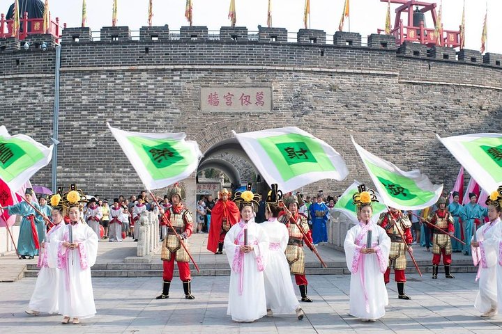 Qufu Private Walking Tour naar Confucius Temple, Kong Mansion en Forest