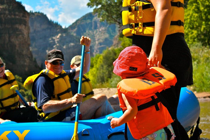 Flotta Colorado River genom Glenwood Springs - Half Day Adventure