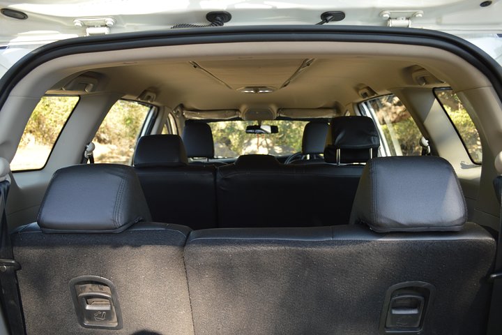 Privater A / C-Transfer von Mount Abu zum Ambaji-Tempel (6-Sitzer A / C-Geländewagen)