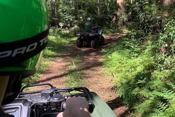 Fyrhjulingstur till kullarna med Off Road 15 km - 2 personer
