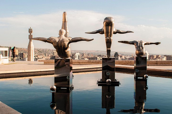 Retro KGB Tour: A Volga 21 Adventure in Yerevan's Soviet Past with photography