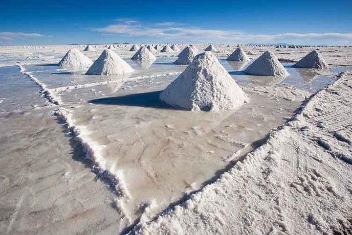 Uyuni Salt 1 daagse tour met gids in het Engels + lunch en zonsondergang