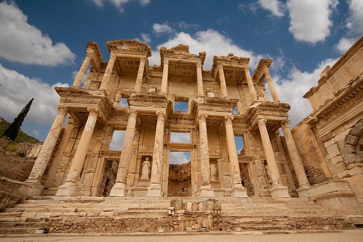 Täglicher Ausflug in den Pamukkale Nationalpark, die antike Stadt Hierapolis inklusive Mittagessen