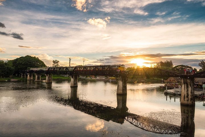 Tour privato: vita locale tailandese e scoperta della città di Kanchanaburi