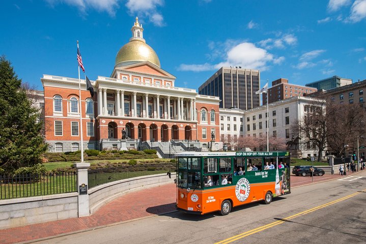Boston Hop-On Hop-Off Trolley Tour met 13 haltes