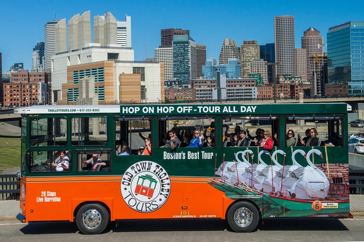 Boston Hop-On Hop-Off Trolley Tour met 13 haltes