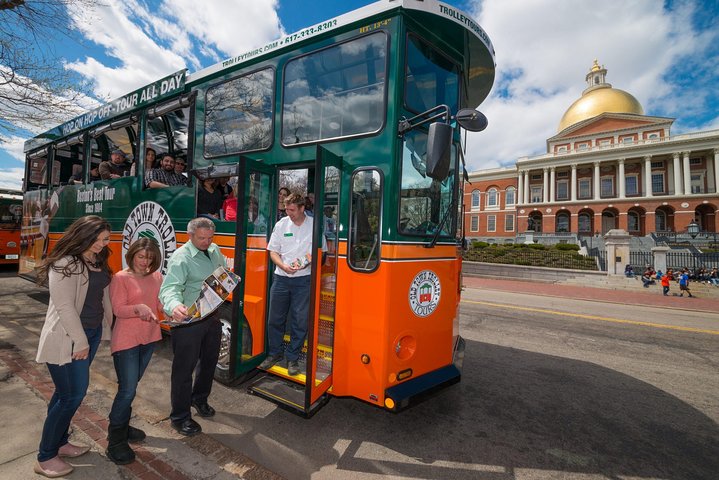 Boston Hop-On Hop-Off Trolley Tour met 13 haltes