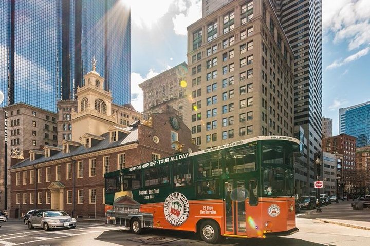 Boston Hop-On Hop-Off Trolley Tour met 13 haltes