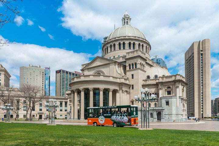 Boston Hop-On Hop-Off Trolley Tour met 13 haltes