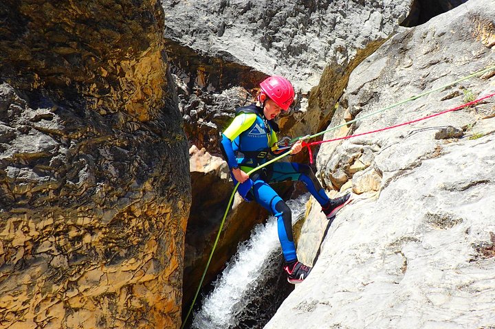 Barranquismo para familias y niños en Sierra de Guara