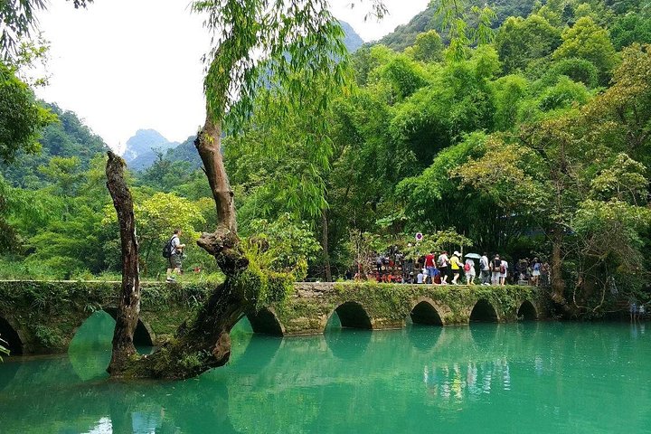 Privat 5-dagers Guizhou-tur inkludert Huangguoshu-fossen og Xijiang