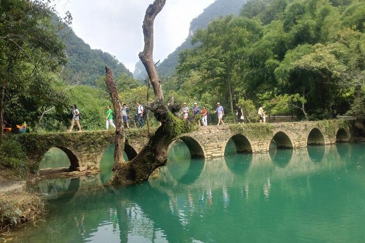 Privat 5-dagers Guizhou-tur inkludert Huangguoshu-fossen og Xijiang