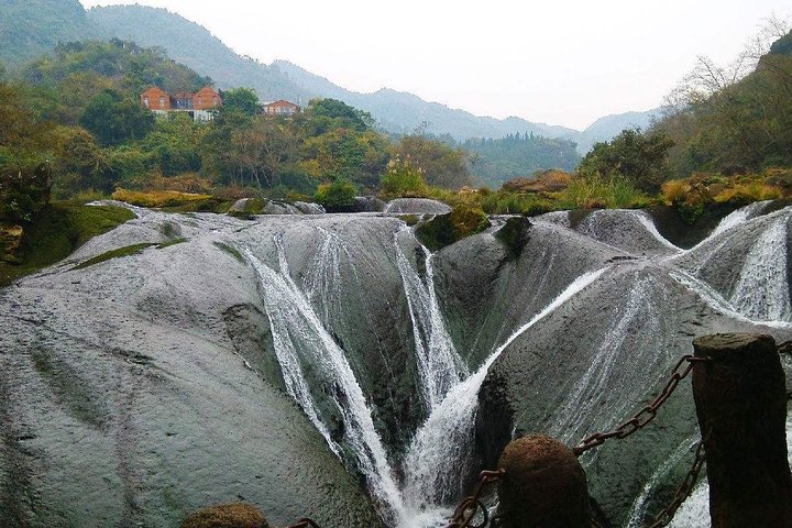 Privat 5-dagers Guizhou-tur inkludert Huangguoshu-fossen og Xijiang