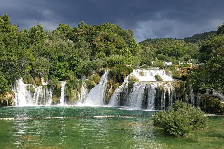 Krka-fossene halv dag, privat tur fra Sibenik