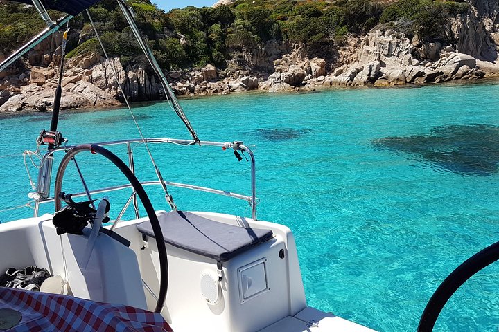 Excursion en voilier sur l'archipel de La Maddalena au départ de Palau
