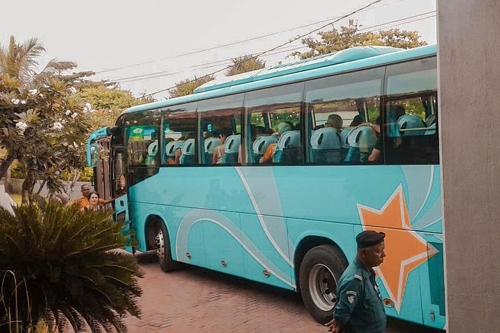 Flughafen Jaffna (JAF) nach Unawatuna City Privattransfer