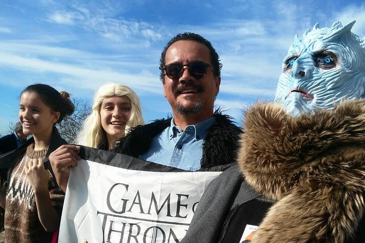 TRON AV TRONER guidet besøk! Vi er ikke leksikon med ben!