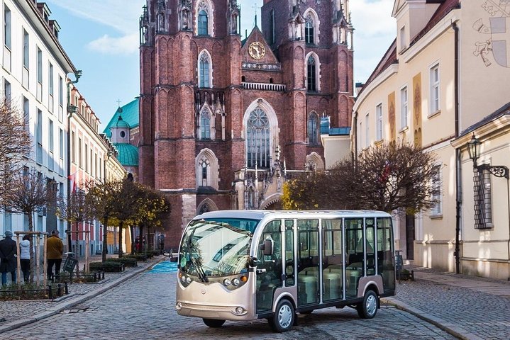 Breslavia, 1 - ora o 2 - ore Tour di gruppo in auto elettrica