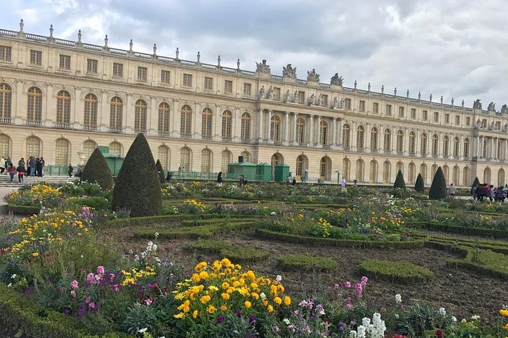 Private Tour durch den Königspalast und die Gärten von Versailles mit dem Golfwagen