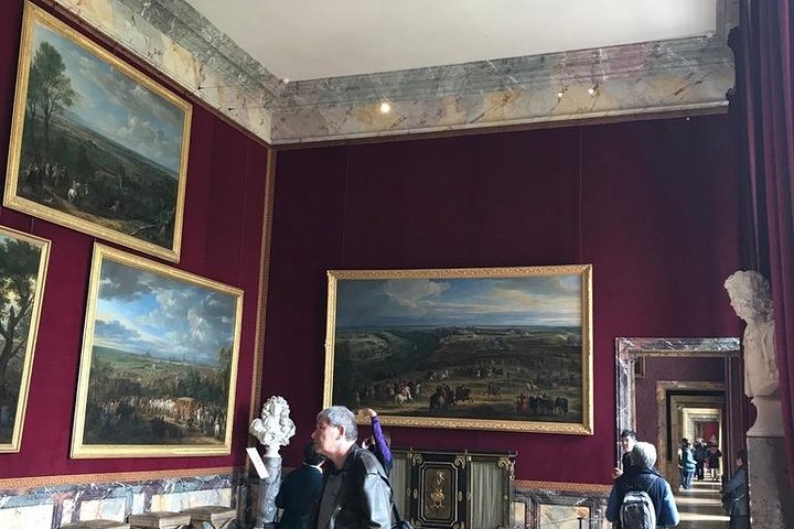 Private Tour durch den Königspalast und die Gärten von Versailles mit dem Golfwagen