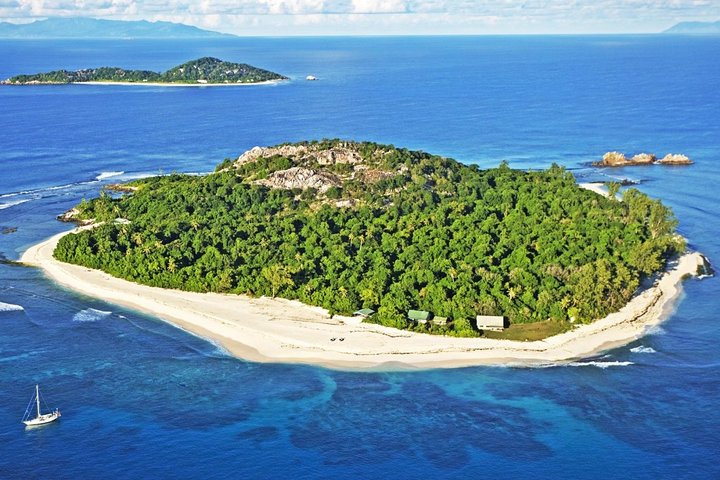 Full Day Excursion of Cousin, Curieuse and St Pierre Islands from Praslin Island
