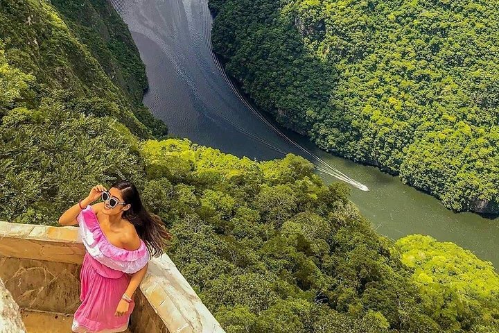 Sumidero Canyon, Miradores del Cañón og Pueblo Chiapa de Corzo.