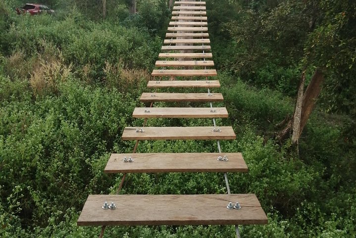 Fandee Treetop Adventure Park – Seilrutschen und Seilbrücken in Tad Lo