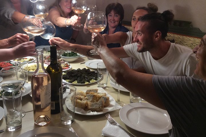 Clase de cocina, cocina tradicional griega, en una isla griega.