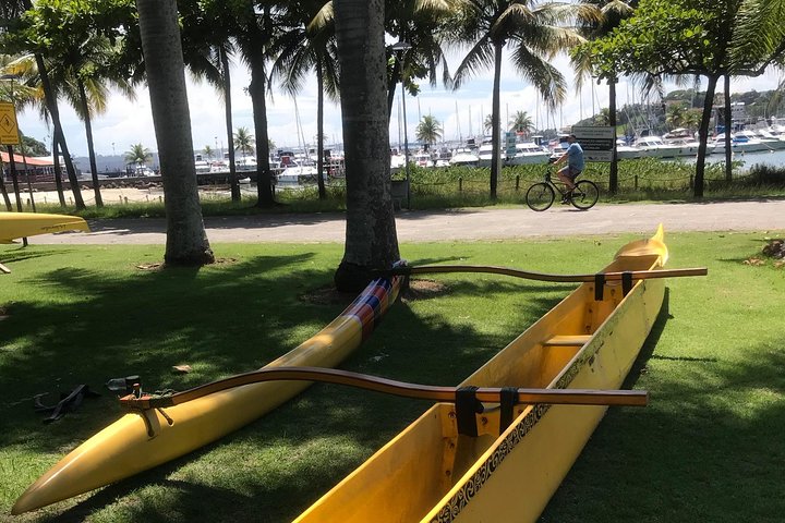 Passeios de Canoa Havaiana em Ilhas, Praias Secretas e Paisagens Inesquecíveis