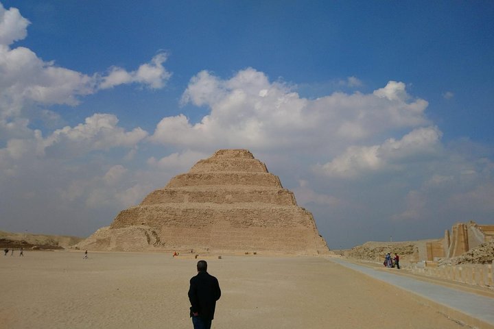 Tour privado de día completo Pirámides de Giza Sakkara Memphis Dahshur