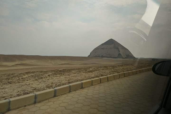 Tour privado de día completo Pirámides de Giza Sakkara Memphis Dahshur