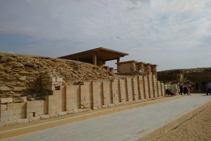 Tour privado de día completo Pirámides de Giza Sakkara Memphis Dahshur