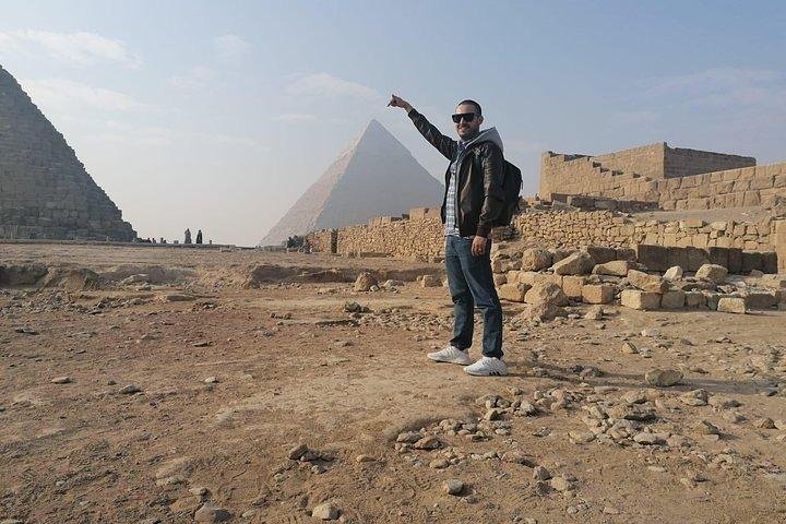Tour privado de día completo Pirámides de Giza Sakkara Memphis Dahshur