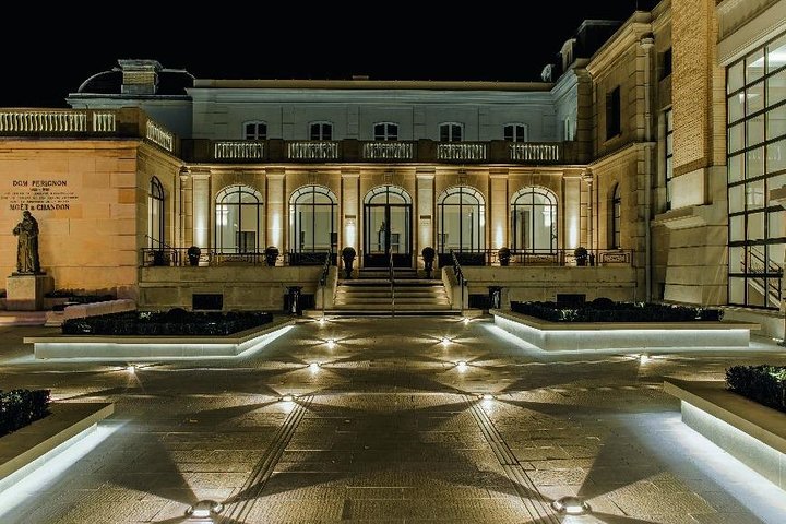 Tour privado de champán Moet y Chandon con degustaciones de Reims o Epernay