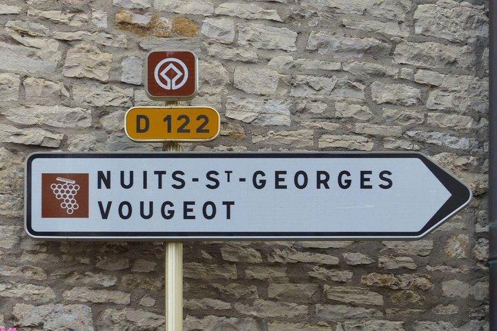 Tour de um dia da Rota do Grande Crus da Bourgogne - 14 degustações de vinhos em domínios